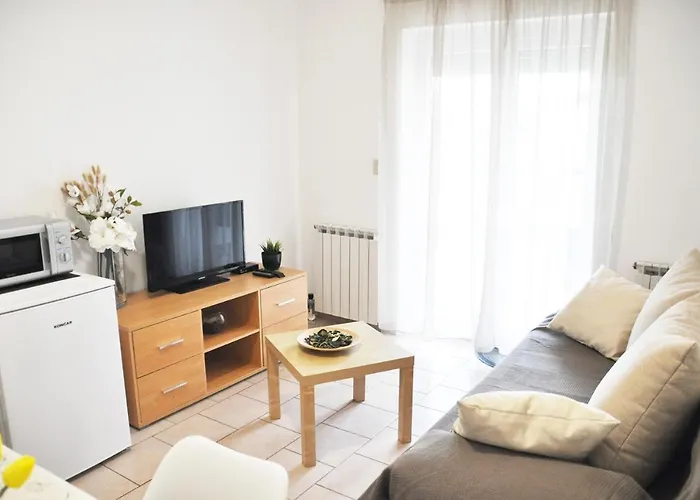 Apartment Alavuk *